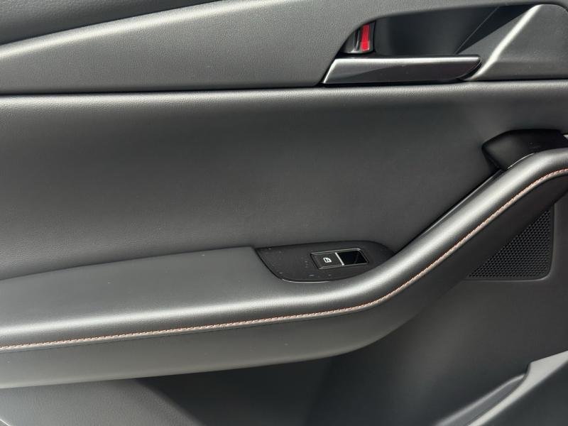 mazda - Visuel 10