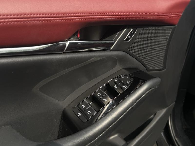 mazda - Visuel 12